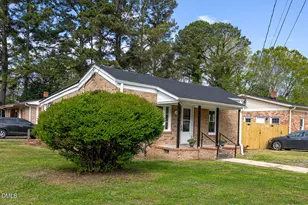 601 E Townsend St, Dunn, NC 28334 - Photo 14