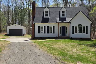 3573 Riverview Cir, Oxford, NC 27565 - Photo 2