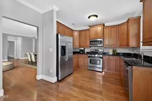 3920 Essex Garden Ln, Raleigh, NC 27612 - Photo 12