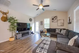 310 E Yukon St, Kenly, NC 27542 - Photo 12