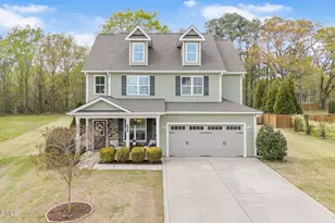 378 Avery Pond Dr, Fuquay Varina, NC 27526 - Photo 2