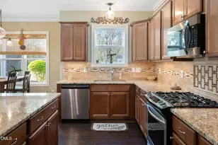 378 Avery Pond Dr, Fuquay Varina, NC 27526 - Photo 12