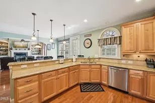 312 Allenhurst Pl, Cary, NC 27518 - Photo 18