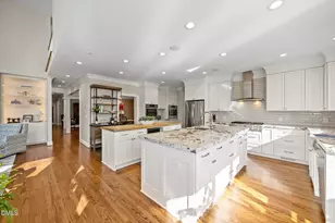 200 Donegal Dr, Chapel Hill, NC 27517 - Photo 10