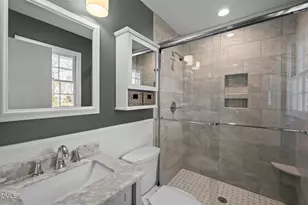 2421 Bonnie Brae Rd, Durham, NC 27703 - Photo 28