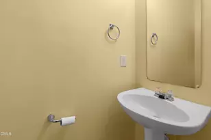 100 Henson Pl, Apex, NC 27502 - Photo 10