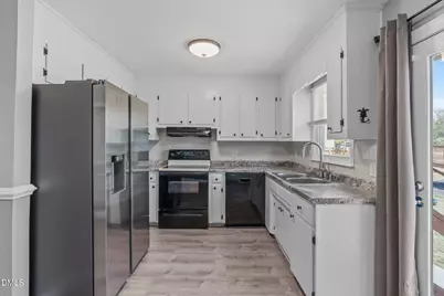 383 S Church Street, Coats, NC 27521 - Photo 14