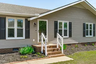 383 S Church St, Coats, NC 27521 - Photo 6