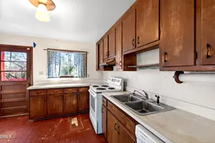 4332 Woodlawn Dr, Raleigh, NC 27616 - Photo 14