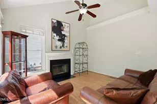 2608 Crofton Springs Dr, Raleigh, NC 27615 - Photo 8