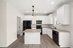 305 E Webber Ln, Clayton, NC 27527 - Photo 12