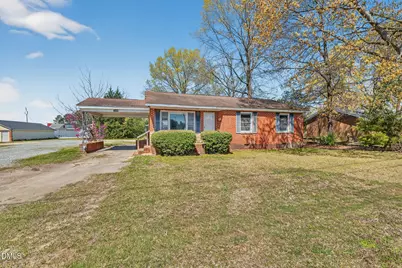 1020 S Pollock Street, Selma, NC 27576 - Photo 2