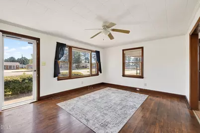 1020 S Pollock Street, Selma, NC 27576 - Photo 6