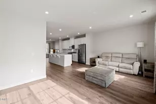 1010 Kentlands Dr, Durham, NC 27713 - Photo 18