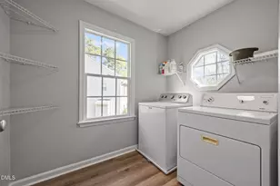 9523 Hanging Rock Rd, Raleigh, NC 27613 - Photo 16