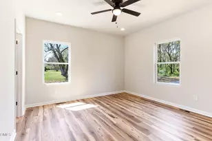 1517 Belmont St, Burlington, NC 27215 - Photo 16