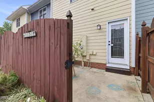 1131 Bungalow Park Dr, Apex, NC 27502 - Photo 14