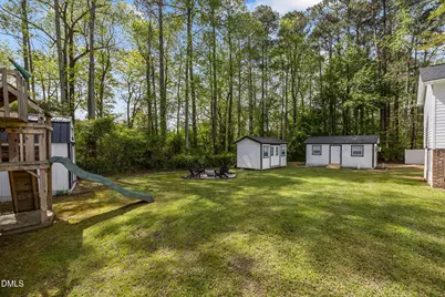 127 Phyllis Drive, Benson, NC 27504 - Photo 34