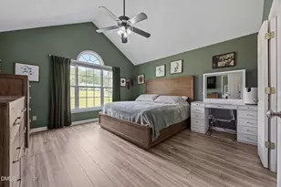 127 Phyllis Dr, Benson, NC 27504 - Photo 20