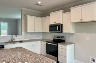 113 Cinnabar St, Clayton, NC 27520 - Photo 2