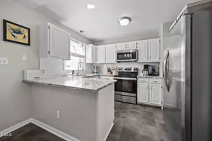 102 Fairburn Ct, Wake Forest, NC 27587 - Photo 6