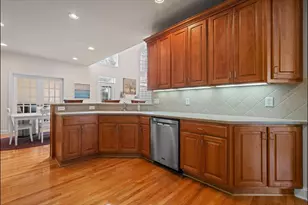 108 Alden Village Ct, Cary, NC 27519 - Photo 18