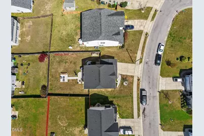 4813 Cutstone Court, Raleigh, NC 27610 - Photo 32