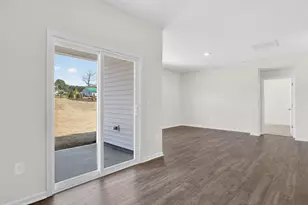 420 Conifer St, Sanford, NC 27332 - Photo 10