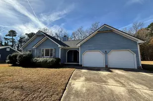 405 Avent Cir, Holly Springs, NC 27540 - Photo 2