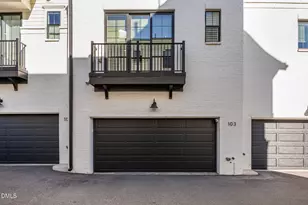 401 Bryan Pointe Dr, Raleigh, NC 27608 - Photo 2