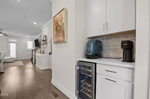 401 Bryan Pointe Dr, Raleigh, NC 27608 - Photo 24