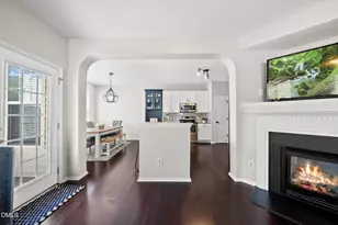 8306 Chimneycap Dr, Raleigh, NC 27613 - Photo 14