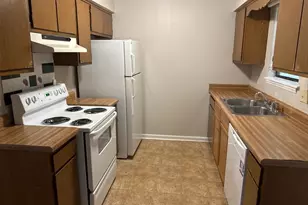 821 Barringer Dr, Raleigh, NC 27606 - Photo 4