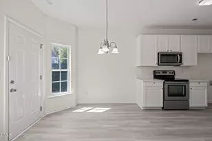 3207 Geary Trl, Raleigh, NC 27610 - Photo 16