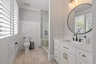 2704 Anderson Dr, Raleigh, NC 27608 - Photo 40