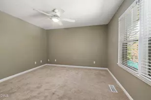 373 Umstead Dr, Chapel Hill, NC 27516 - Photo 18