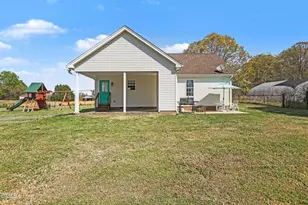 642 W Old Glencoe Rd, Burlington, NC 27217 - Photo 14