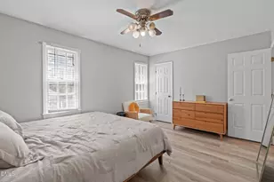 105 Greenmont Ln, Cary, NC 27511 - Photo 16