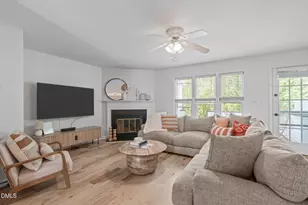 105 Greenmont Ln, Cary, NC 27511 - Photo 4