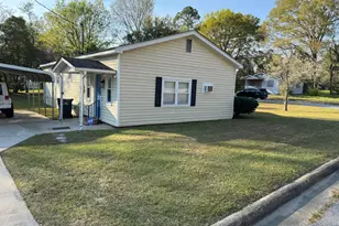 325 Tuskegee Dr, Laurinburg, NC 28352 - Photo 6