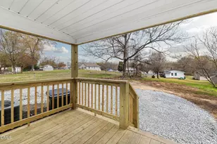 308 Lanier St, Oxford, NC 27565 - Photo 20