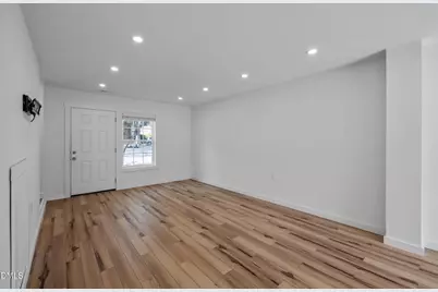 106 Chaucer Court, Carrboro, NC 27510 - Photo 10