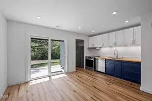 106 Chaucer Ct, Carrboro, NC 27510 - Photo 12