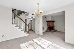 833 Kensington Dr, Cary, NC 27511 - Photo 10