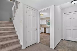 833 Kensington Dr, Cary, NC 27511 - Photo 4
