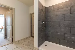 2204 Gathering Sq Ct, Fuquay Varina, NC 27526 - Photo 4