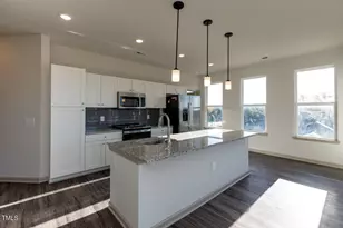 2314 Gathering Sq Ct, Fuquay Varina, NC 27526 - Photo 6