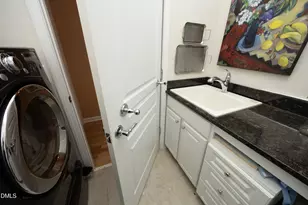 314 Dowington Ln, Cary, NC 27519 - Photo 22