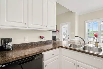 215 Ellington Way, La Grange, NC 28551 - Photo 6