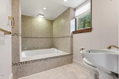 2420 Tyson Street, Raleigh, NC 27612 - Photo 64